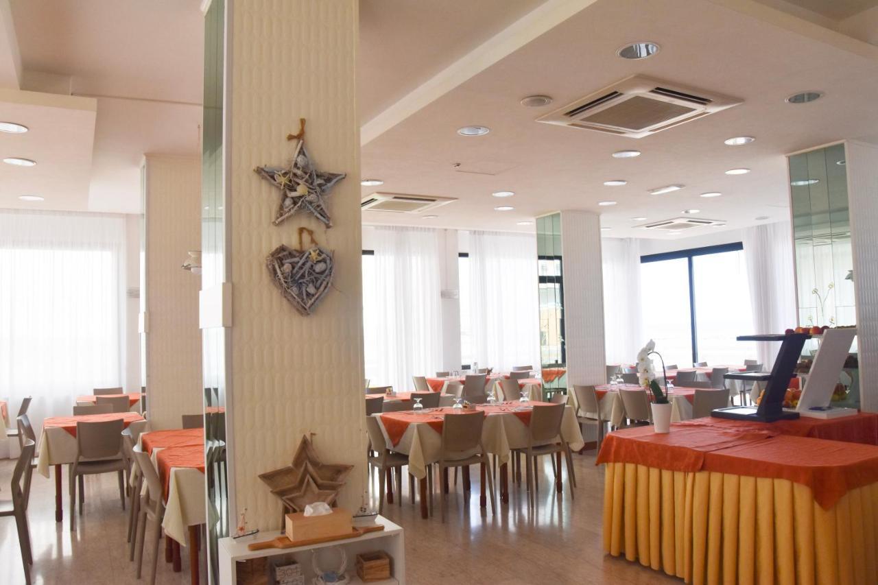 Hotel Suprem Sul Mare Rimini Exteriér fotografie