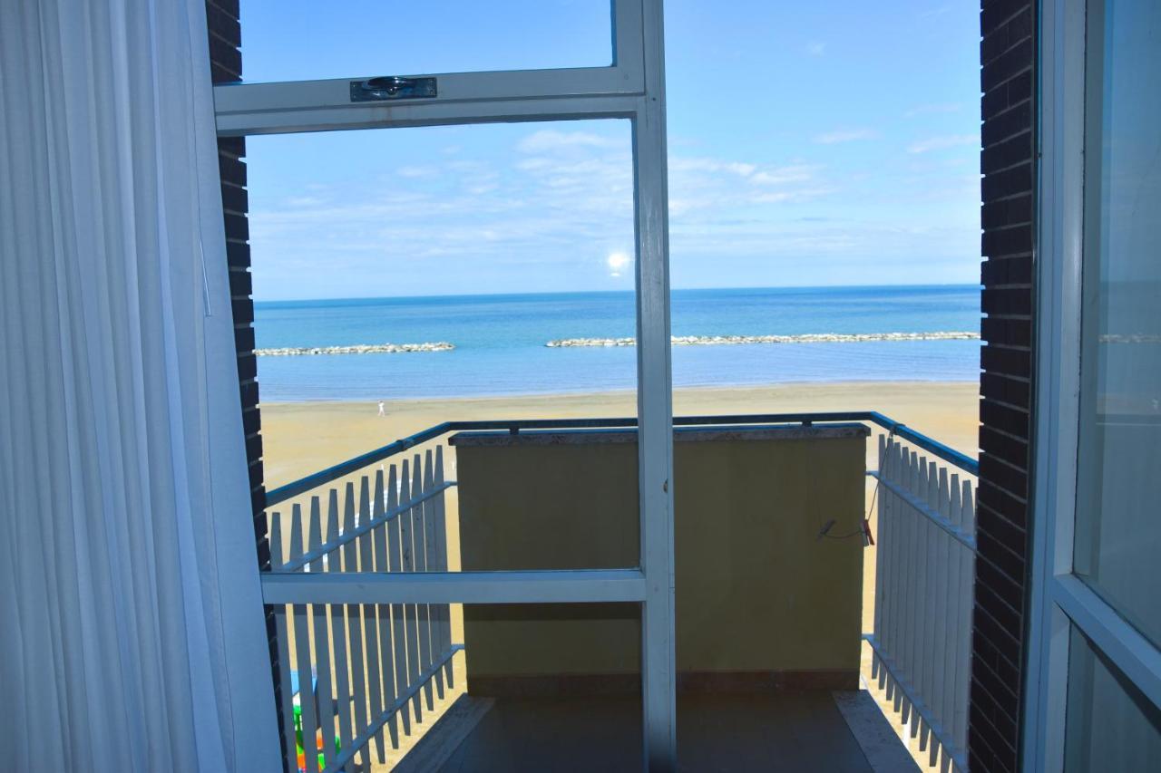 Hotel Suprem Sul Mare Rimini Exteriér fotografie